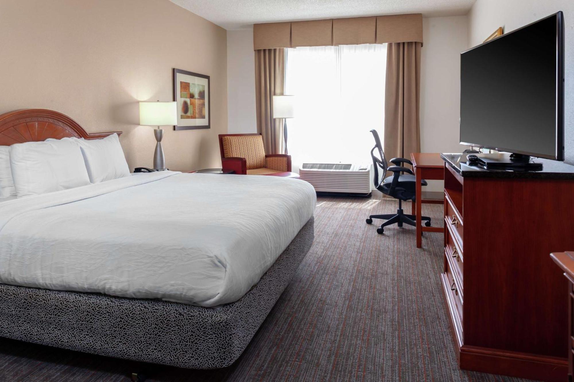 Hilton Garden Inn Charlotte North Eksteriør bilde