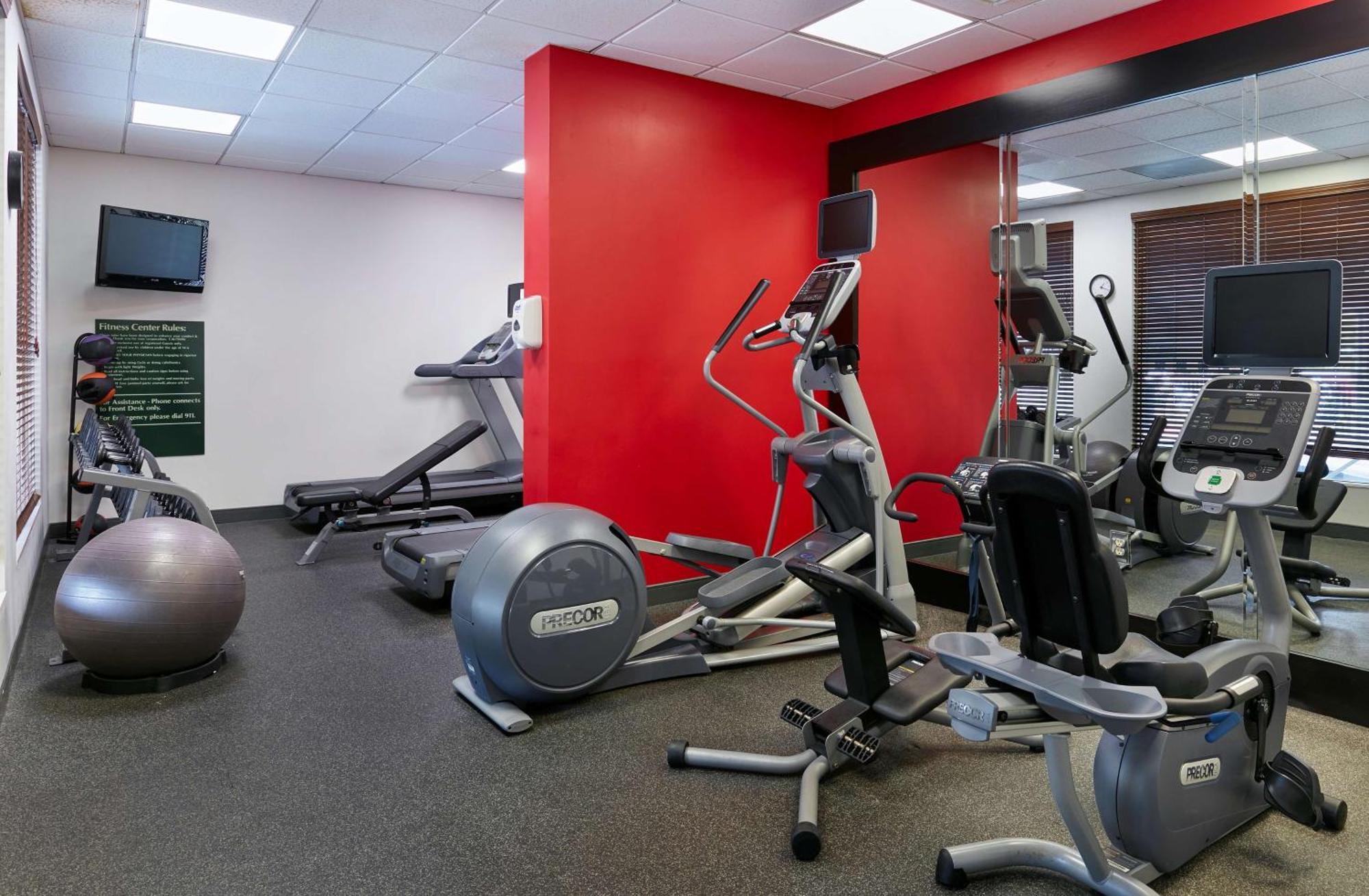 Hilton Garden Inn Charlotte North Eksteriør bilde